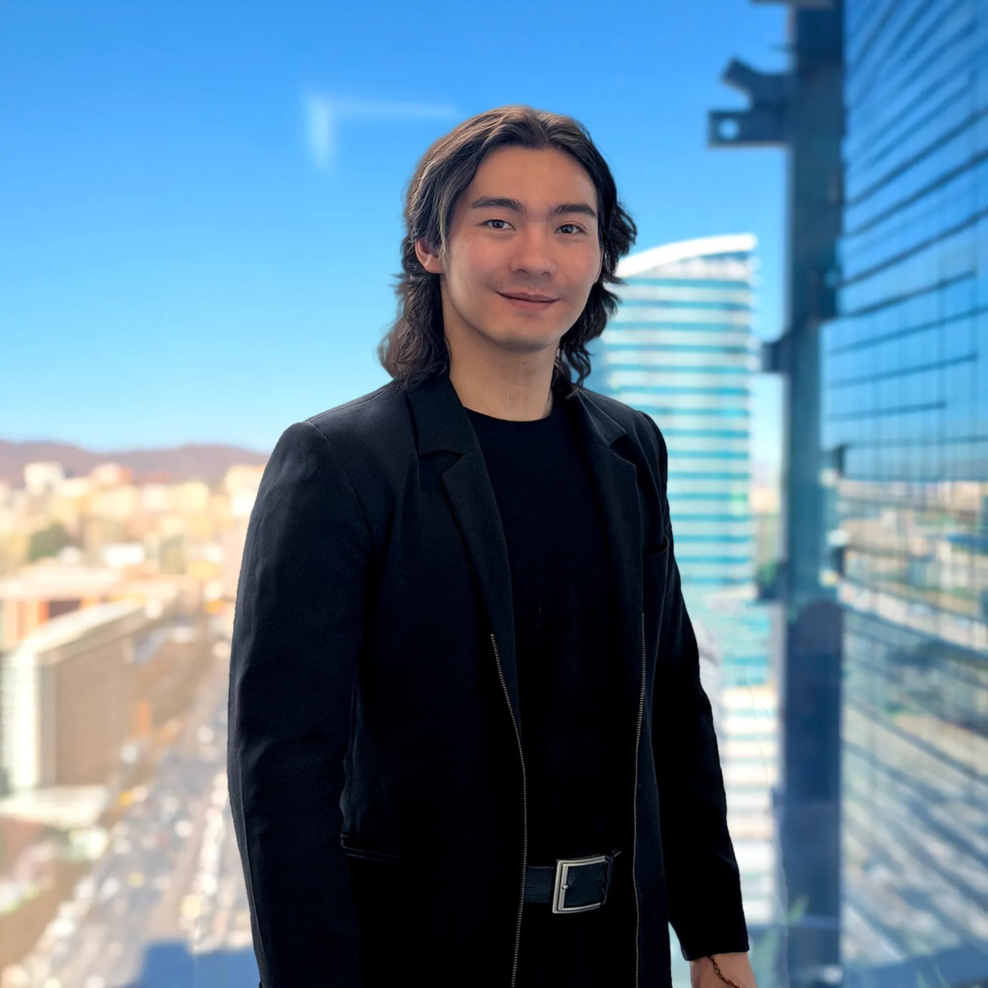 Э. ЭНХСАЙХАН