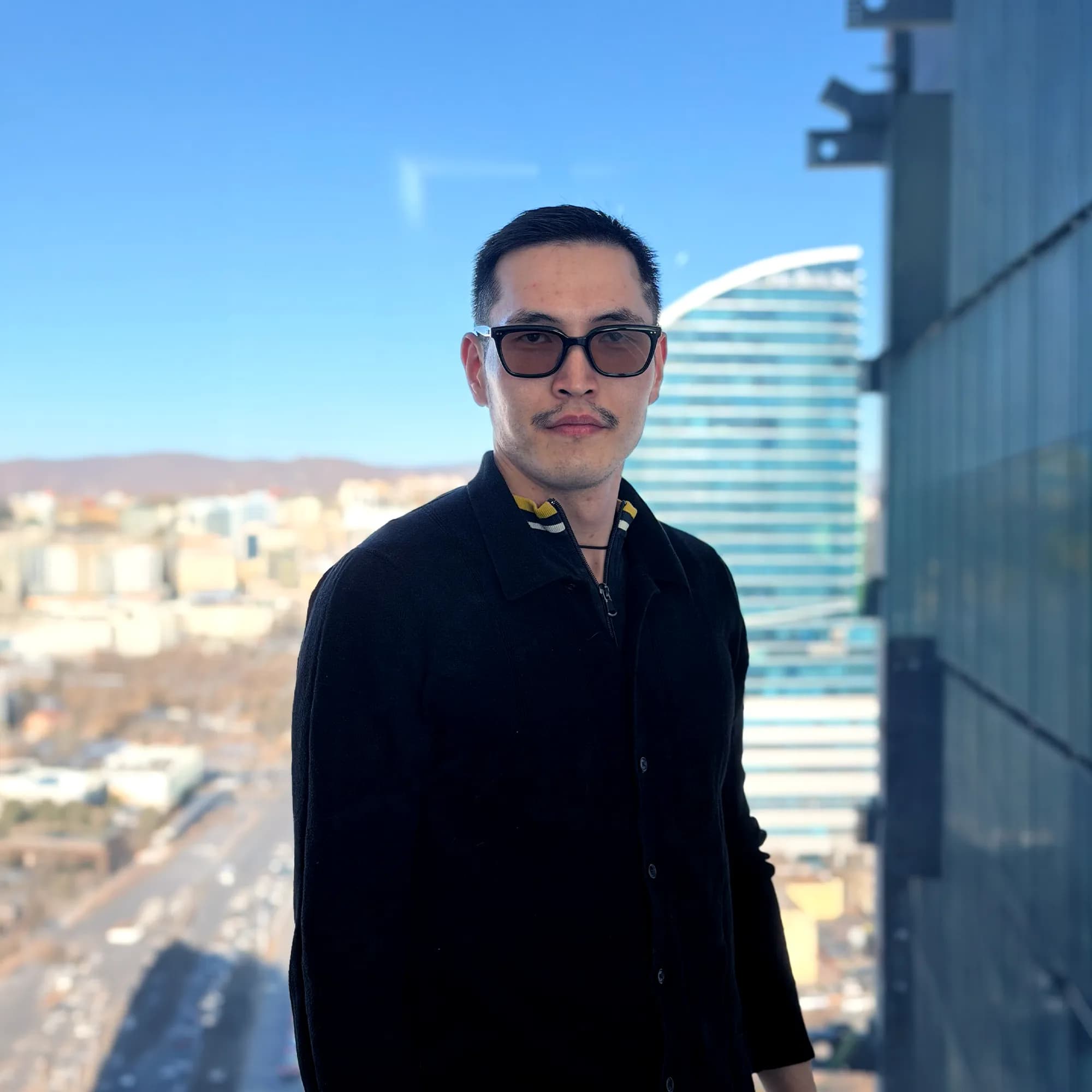 Б. ӨСӨХБАЯР